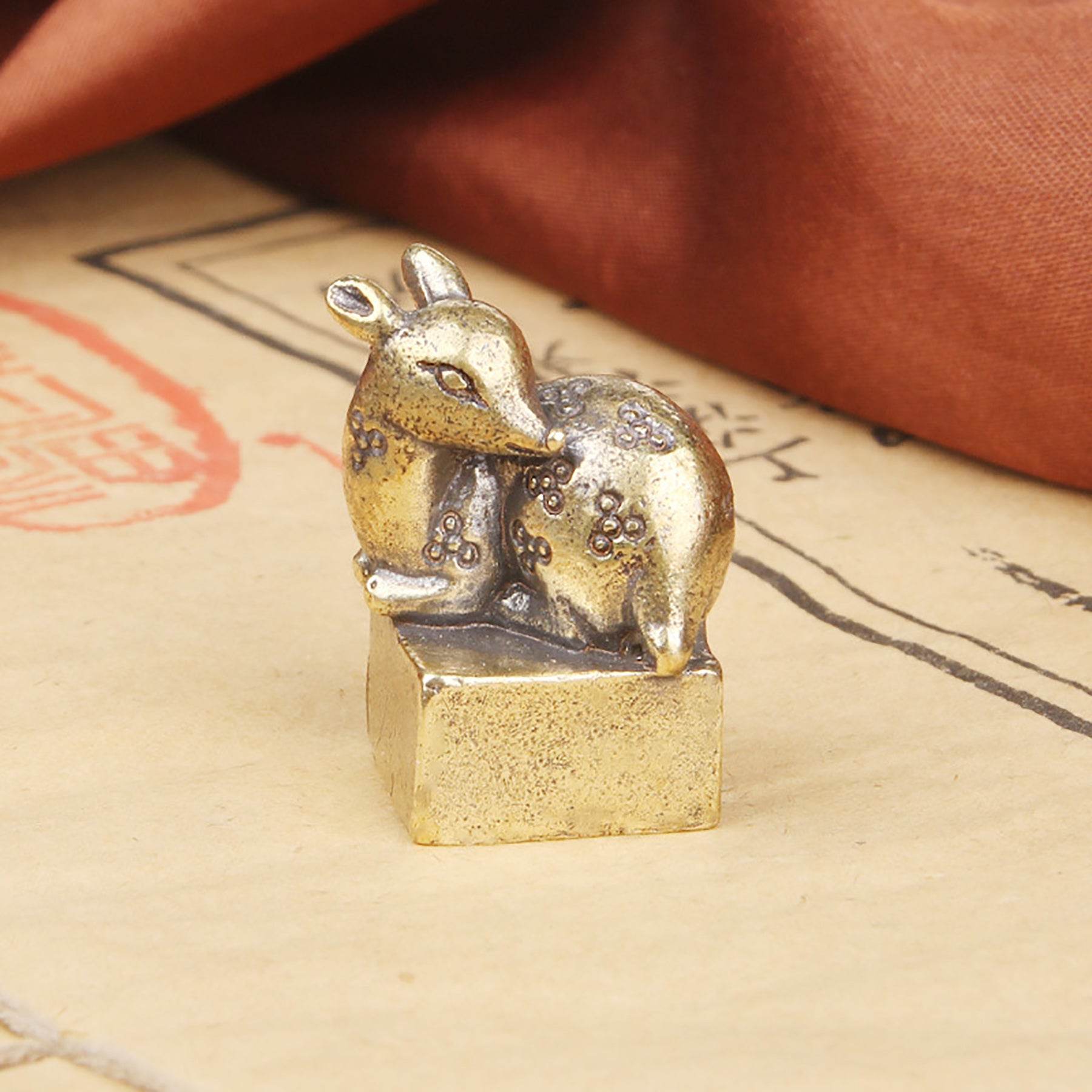 Brass Sika Deer Stamp Metal Art Forest Spiritual Animal Figurine Signet Feng Shui Wealth Amulet Seal for Tranquility Luck Happiness - Loton Decor