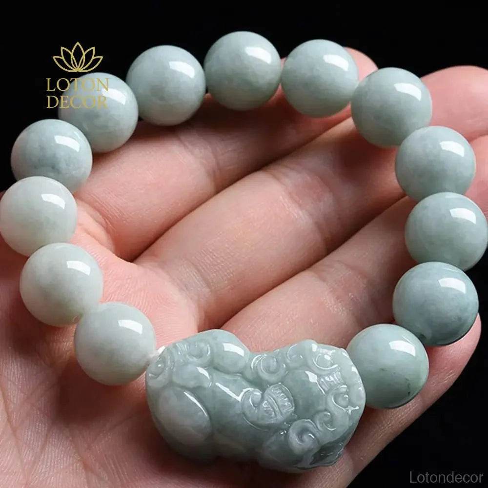 Emerald Pixiu Jade Bracelet – Stretchy Wealth Amulet for Fortune - Loton Decor